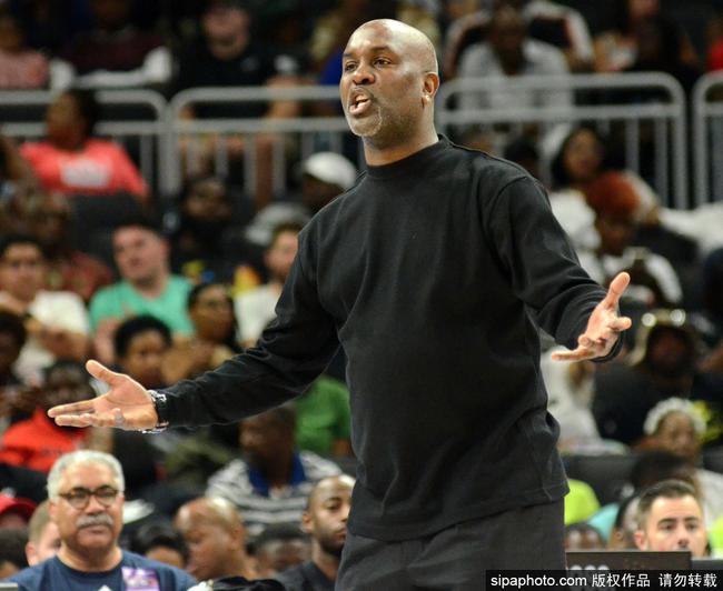 火箭队轻松 火箭队轻松